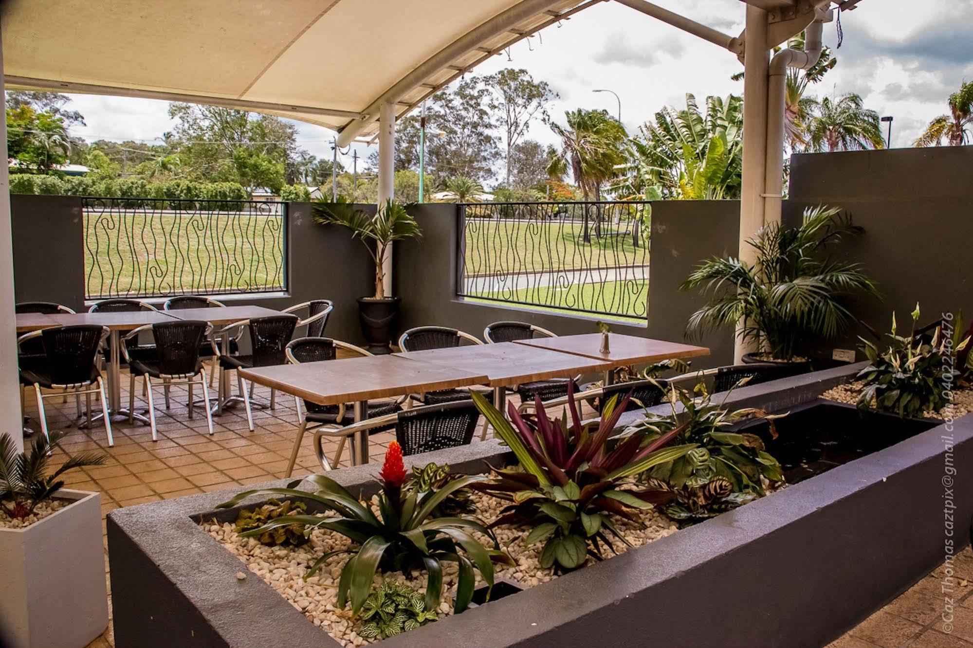 Hotel Rocky Glen Gladstone